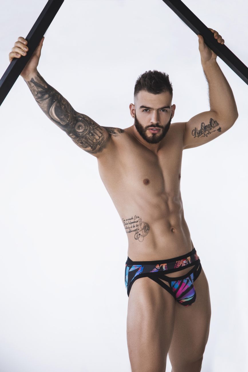 The Connection Between Men's Underwear and Confidence