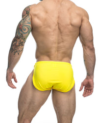 Justin+Simon XSJ09 corriendo pantalones cortos color amarillo