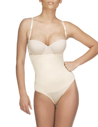 Vedette 210 Bodysuit sin tirantes Nadine en color bikini desnudo